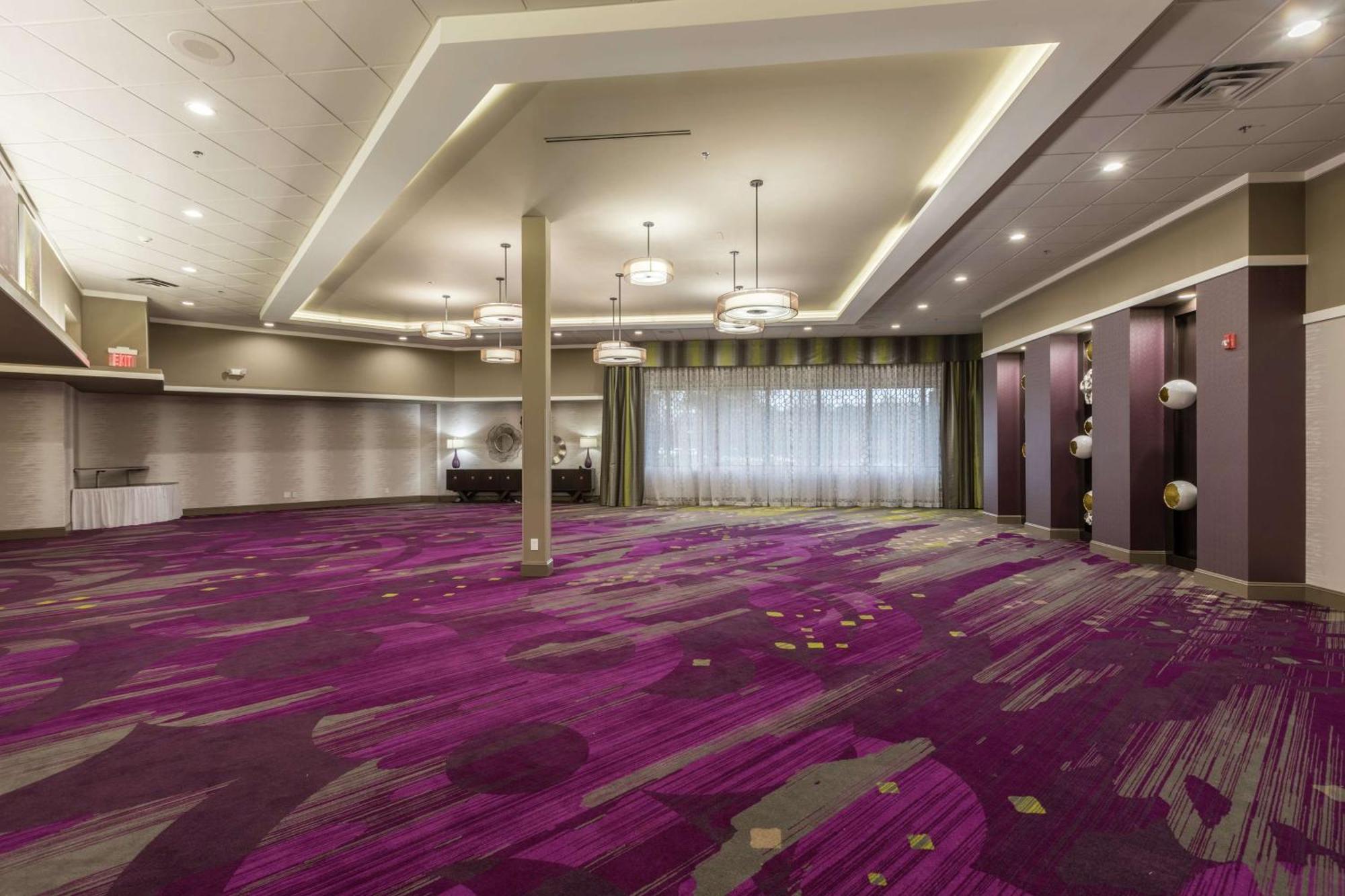 Doubletree By Hilton Winston Salem - University, Nc Exterior photo