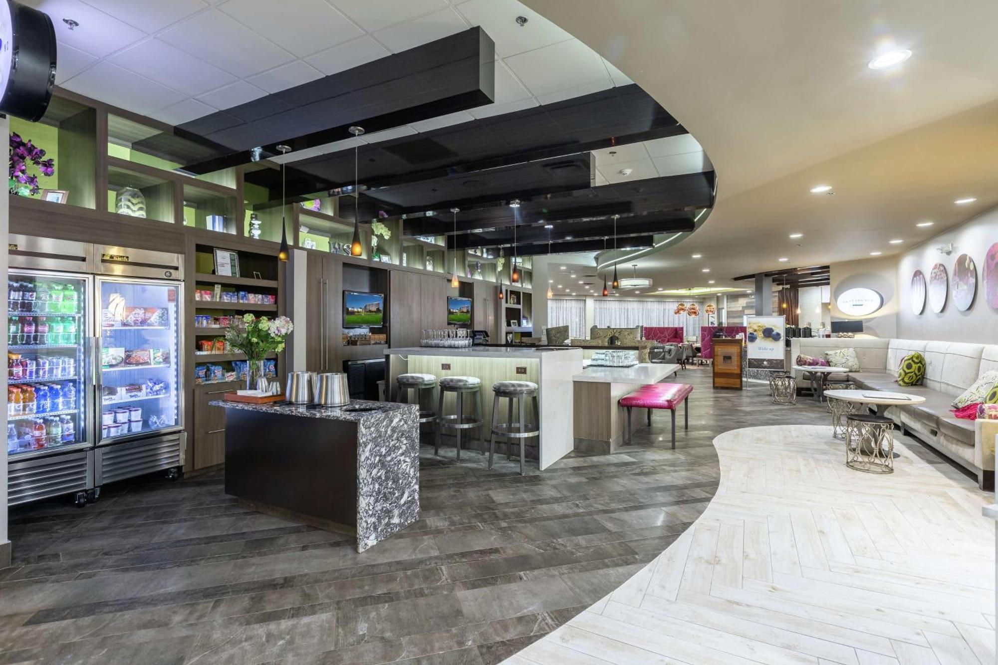 Doubletree By Hilton Winston Salem - University, Nc Exterior photo
